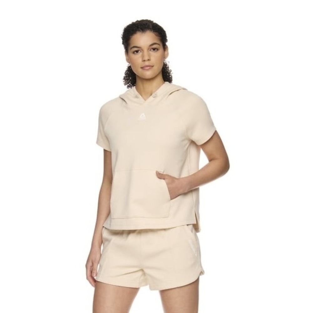 Reebok || Short-Sleeve Slightly Cropped Hoodie (M)